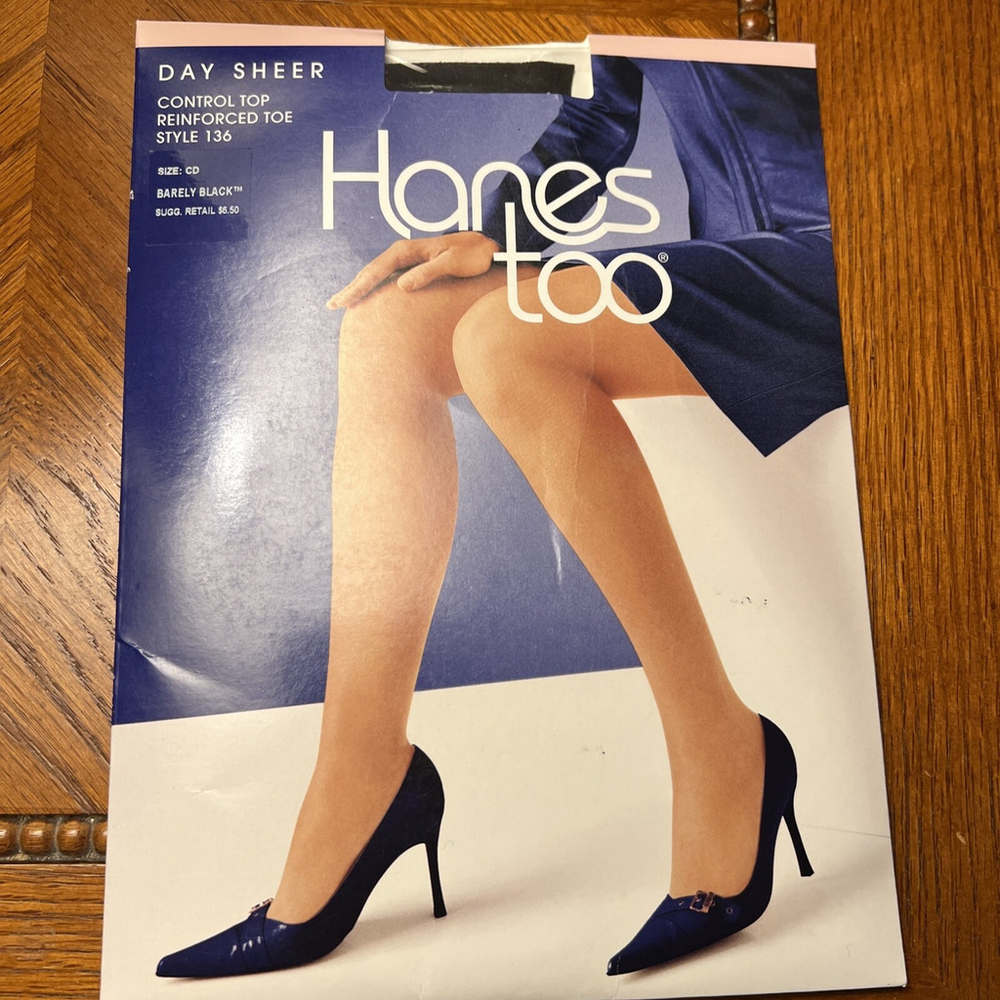 Hanes Too Pantyhose Sheer Control Top Barely Black Size CD 90s elegant